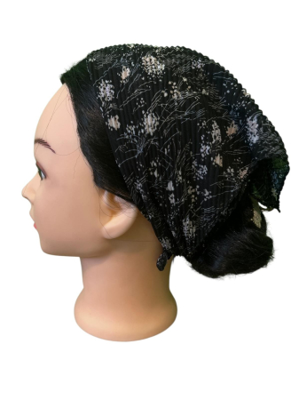 Baticute & Cordelute - Baticut plisat pentru femei, negru cu imprimeu abstract crem-gri, accesoriu de cap feminin, modern si confortabil.