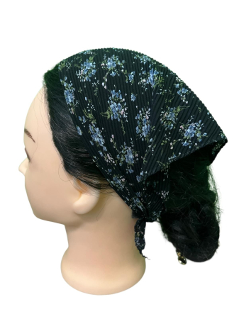 Baticute & Cordelute - Baticut plisat pentru femei, negru cu imprimeu floral albastru, accesoriu de cap feminin, elegant si confortabil.
