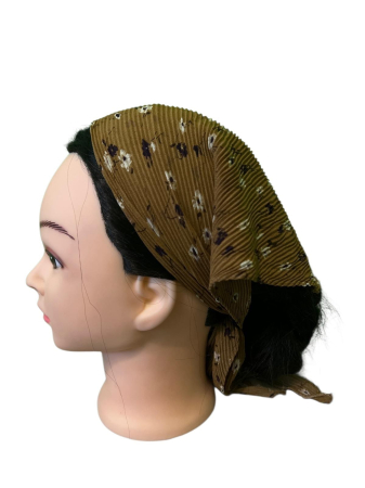 Baticute & Cordelute - Baticut plisat pentru femei, mustar cu imprimeu floral marunt, accesoriu de cap feminin, elegant si confortabil.