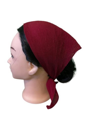 Baticute plisate simple - Baticut plisat simplu pentru biserica, model mic, bordo, accesoriu de cap feminin, elegant si confortabil.