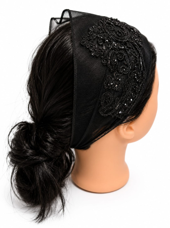 Esarfa brodata - Esarfa brodata neagra de pus pe cap, din tull fin, cu broderie eleganta si strasuri negre, accesoriu pentru mirese si evenimente speciale.