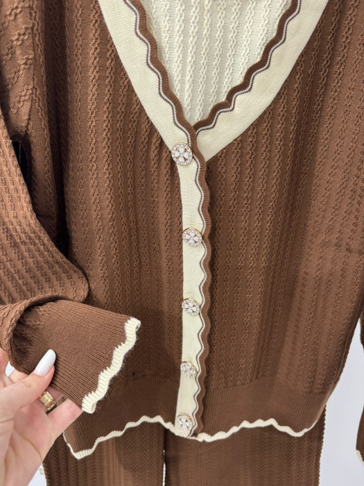 Compleu Tricot Maro ( Cu guler) [2]