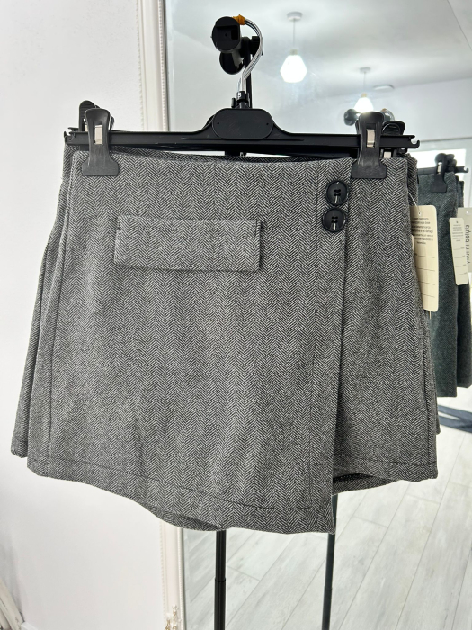 Pantalon tip fustă [2]