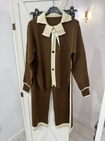 Noutăți - Compleu Tricot Maro