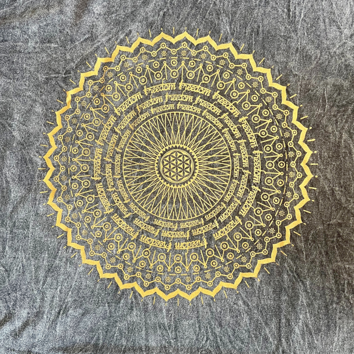 tricou cu simboluri spirituale [9]