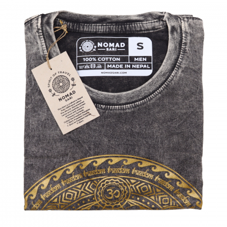 Imbracaminte - tricou cu simboluri spirituale