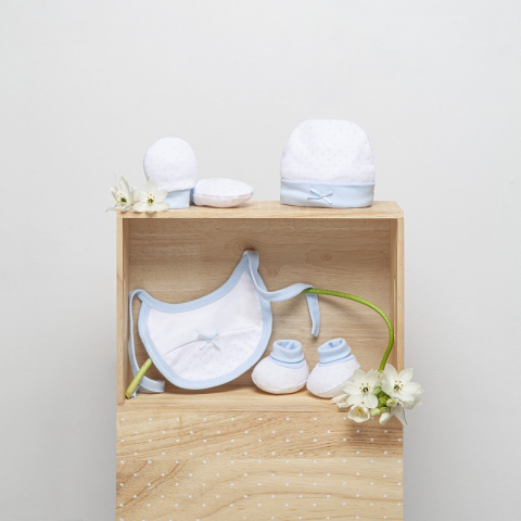 Set cadou nou nascuti alb si bleu 4 piese bumbac Inter Baby [5]