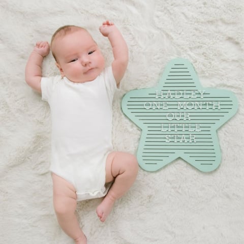 Tabla decorativa steluta cu litere pentru personalizare - Pearhead [4]