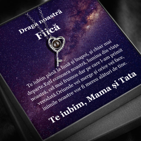 CADOU FIICĂ - Set Cadou Fiică – Colier cu Pandativ Cheia destinului din Argint 925 placat cu rodiu, Cutie Elegantă și Felicitare Personalizată