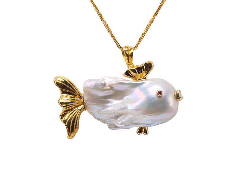 pandantiv baroc cu aur