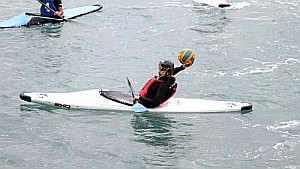 Caiace de competiție-club
