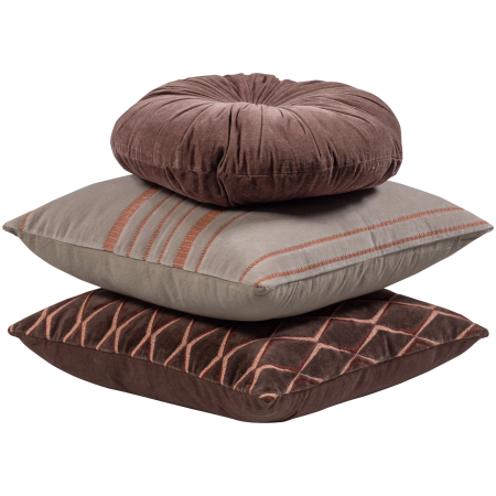 Decoratiuni Interior - Set 3 perne decorative Aziz, bumbac, maro, 45 x 45 x 10 cm, WOOOD 377563-BN