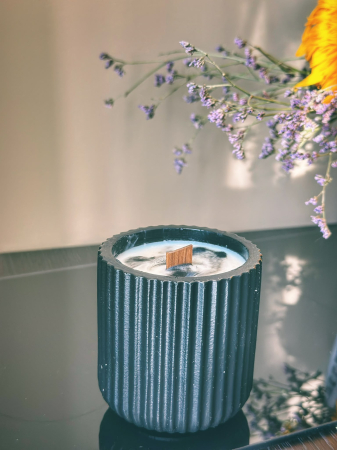 Lumanari parfumate - Lumânare Parfumată Black Ceramic XL – Ceară Soia | Candlyon