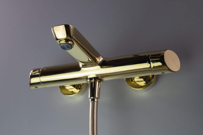 Baterie pentru cadă, montare pe perete [4]