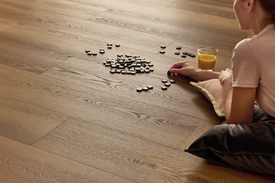 Parchet SPC Plăcile de vinil Arbiton WOODRIC EIR ACOUSTIC - STEJAR DALLAS - 5.3mm/0.55mm cu substrat integrat inclus [1]