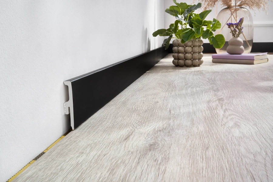 plinta-arbiton-tore-80-black-ral-9011 [2]