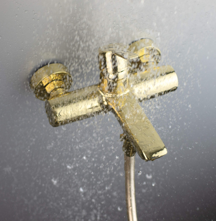 Baterie pentru cadă, montare pe perete [5]