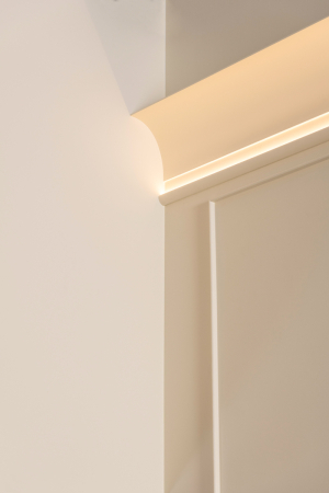 orac-cx188-cornisa-tavan-poliuretan-120x120-2000mm.jpg [2]