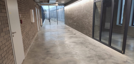 microciment-festfloor-life-bicomponent-necolorat-ral-ncs.jpg [2]