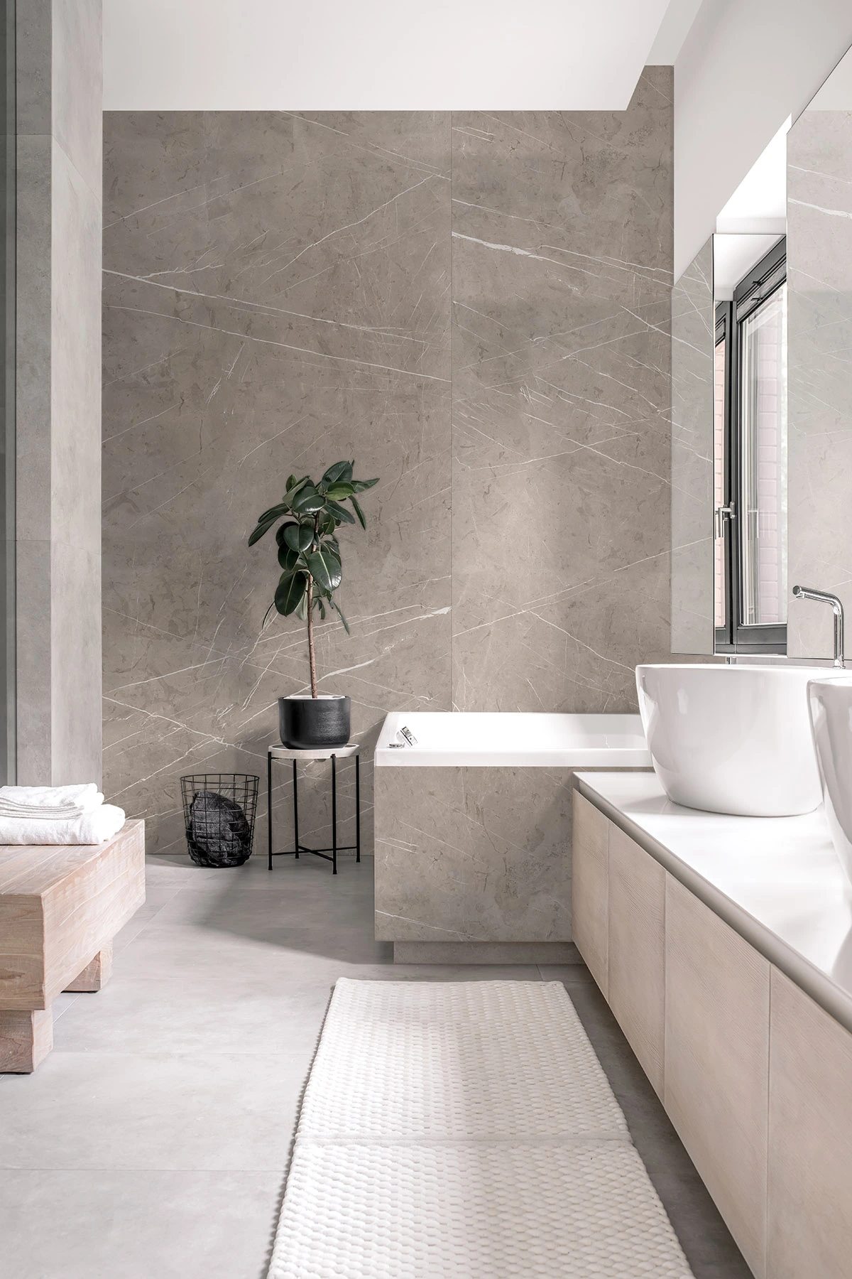 SPC Wall pentru placarea peretilor - Pardoseală Rocko Tiles K024 – Aspect de piatră naturală, rezistentă la apă