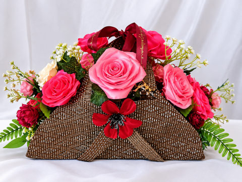 Aranjamente florale din satin - Poșeta Rosa