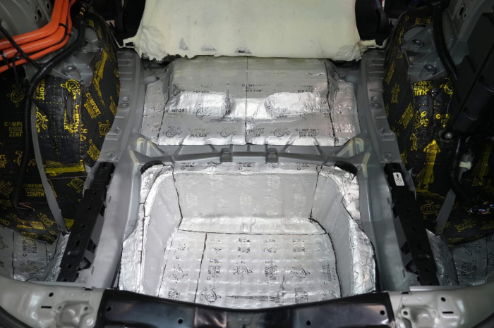 Insonorizant auto Comfortmat Aerospace Pulsar vibro absorbant 5 mm [2]