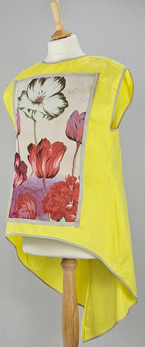 Caramia – Bluză damă galben tare din bumbac cu panou floral aplicat [2]