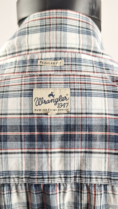 Cămașă Wrangler 1947 Regular Fit bumbac în carouri alb bleumarin gri și roșu [5]
