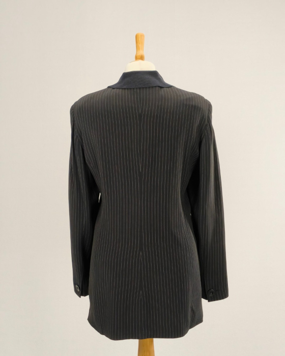 Sacou Max Mara negru cu dungi albe fine, croială dreaptă [2]