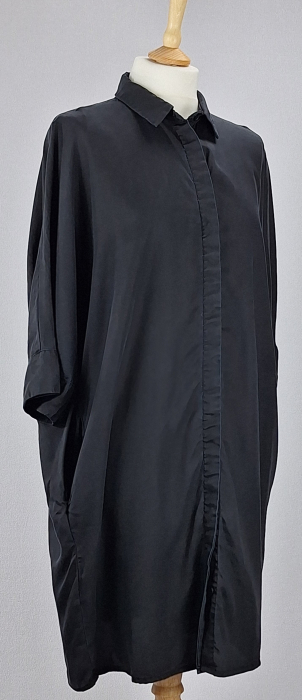 Caramia – Rochie-cămașă NA-KD 100% lyocell negru oversize [4]