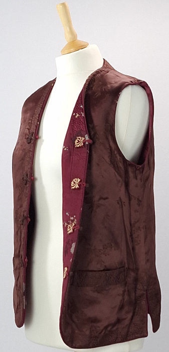 Vesta-reversibila-Dragon-Crown-100-matase-naturala-burgundy-Caramia [8]
