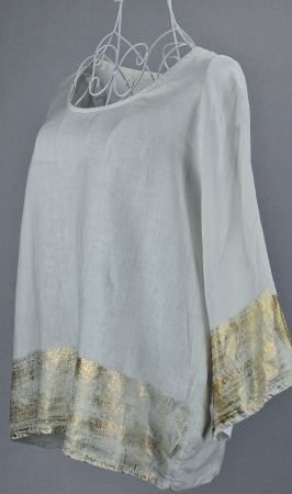 Bluza-alba-DIP-100-in-detalii-aurii-Made-in-Italy-Caramia [1]
