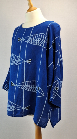 bluza-din-in-albastra-imprimeu-artistic-marin-caramia [1]