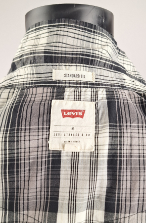 Cămașă bărbătească Levi's Standard Fit în carouri alb-negru [5]