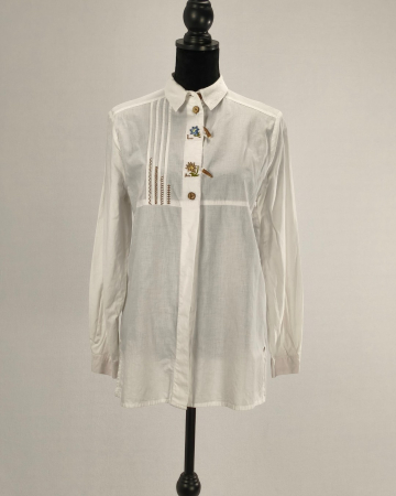 Bluze și cămăși - Camasa-dama-Meico-alba-100-bumbac-broderii-florale-nasturi-lemn-Caramia