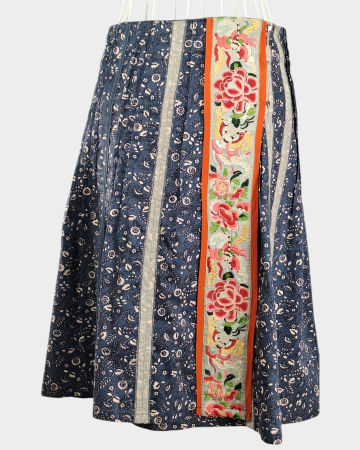 Fuste - Fusta-petrecuta-Noa-Noa-bumbac-broderie-florala-Caramia