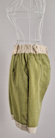 Pantaloni scurti din in si bumbac verde oliv cu detalii bej [2]