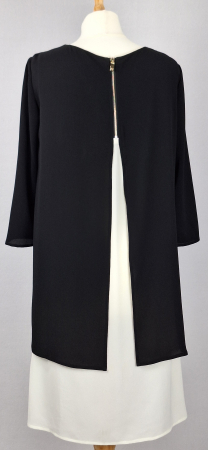 Rochie Armani Jeans alb-negru cu suprapunere fluidă [3]