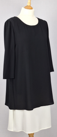 Rochie Armani Jeans alb-negru cu suprapunere fluidă [2]