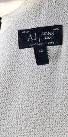 Rochie Armani Jeans alb-negru cu suprapunere fluidă [4]