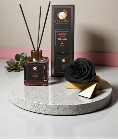 PARFUMURI DE CAMERA - Difuzor de Cameră cu Bambus Marvella - Mango (120 ml)