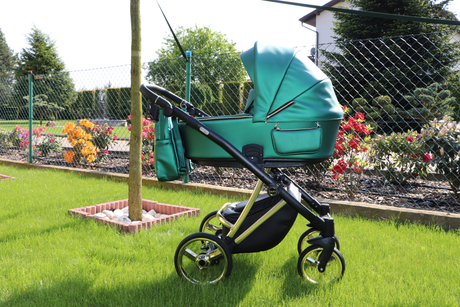 Cărucior 4 în 1 Sojan Cavax Extra Gri cu Detalii Argintii [3]