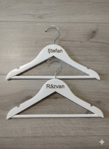 Produse copii - Umeraș din lemn personalizat