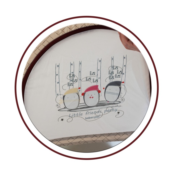 Patut Pliabil, Beberoyal, Little Friends, cu doua nivele, Saltea de Infasat, Geanta de Transport, Roti cu Sistem de Blocare, Fereastra Laterala, Spatiu lateral pt. Depozitare, 120x60cm, Grena/Bej Cod: [14]
