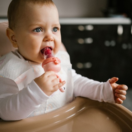 Dispozitiv hranire copii cu rasucire Babyono broscuta roz 1543 [14]