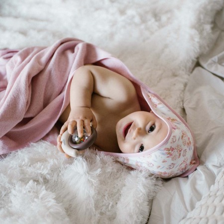 Prosop baie cu gluga bumbac soft 100 x 100 cm Babyono Roz 1552/01 [6]