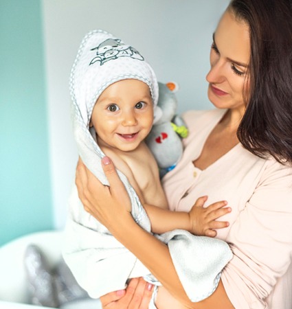 Prosop Bebe din Fibră de Bambus cu Glugă Babyono  GRI | Prosop Băiță Nou-Născut și Copii 100x100 cm [5]