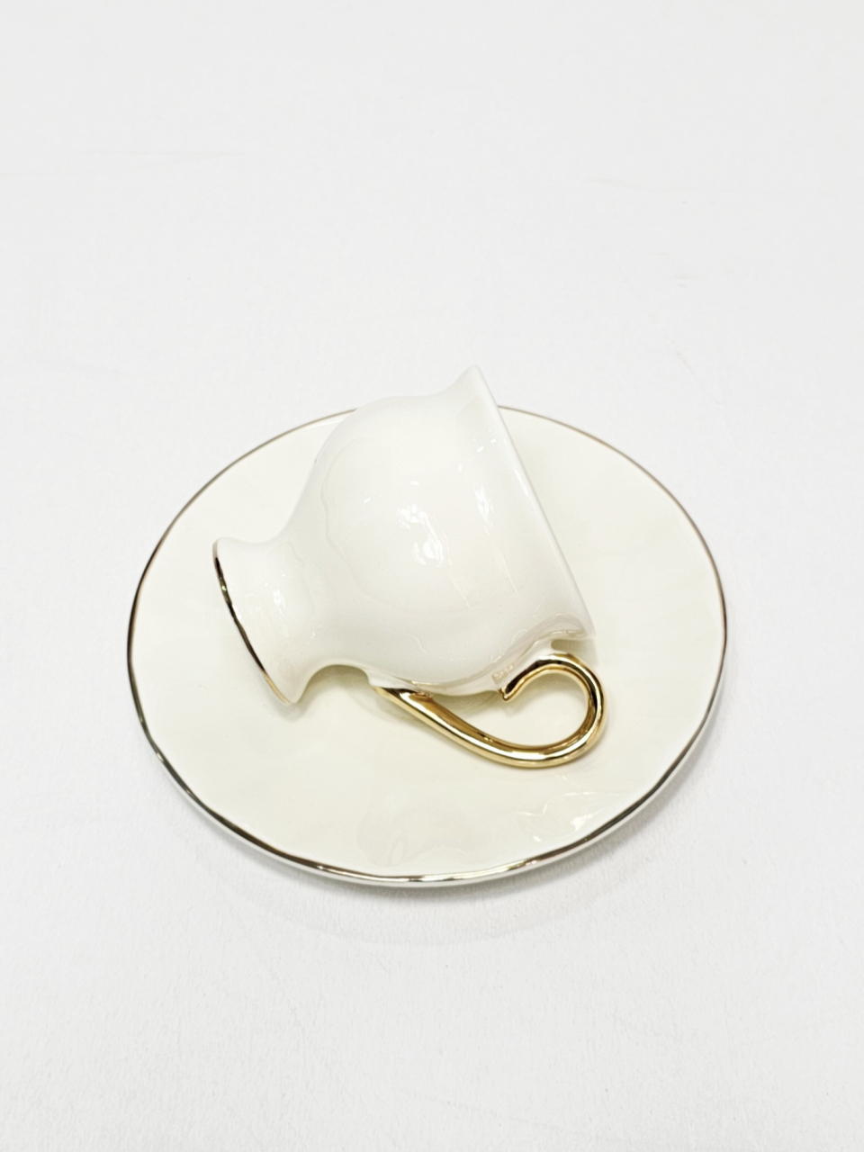 Set cești cafea ceramica cu accente aurii [3]