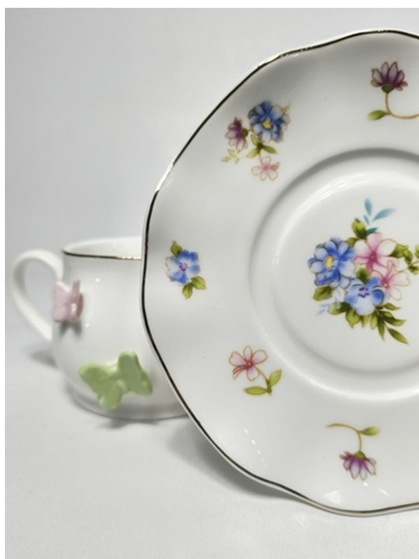 Ceasca cu farfurie, model fluturi 3D [2]