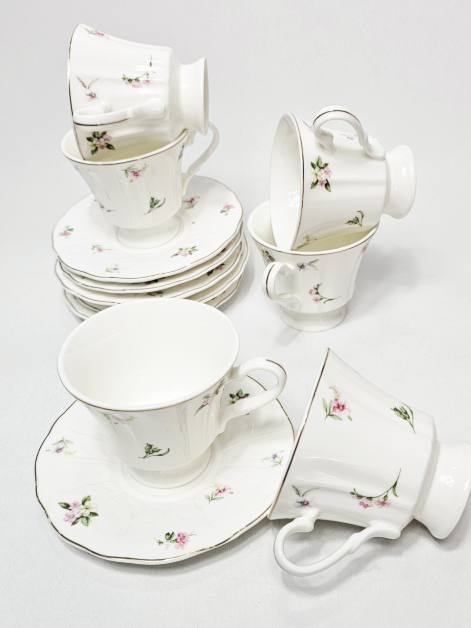Set 12 piese/ 6 farfurii/6 cesti, din ceramic model SweetFlower [1]